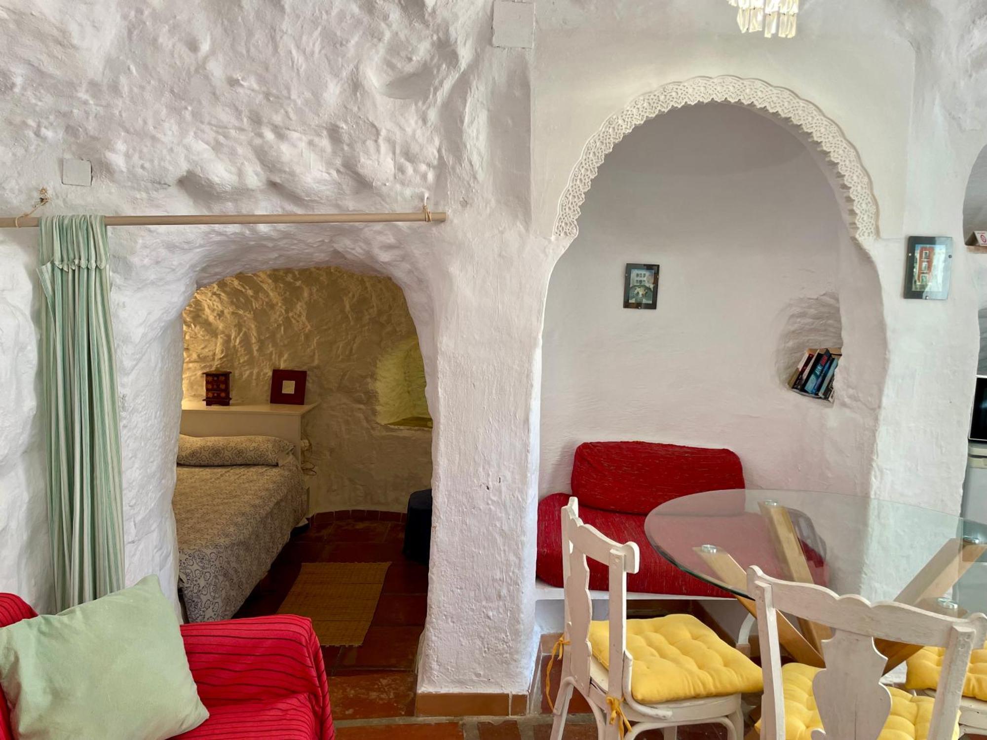 فيلا Casa Cueva Muntasal موناتْشيل المظهر الخارجي الصورة