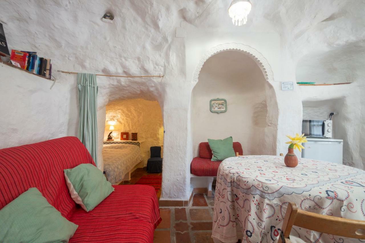 فيلا Casa Cueva Muntasal موناتْشيل المظهر الخارجي الصورة