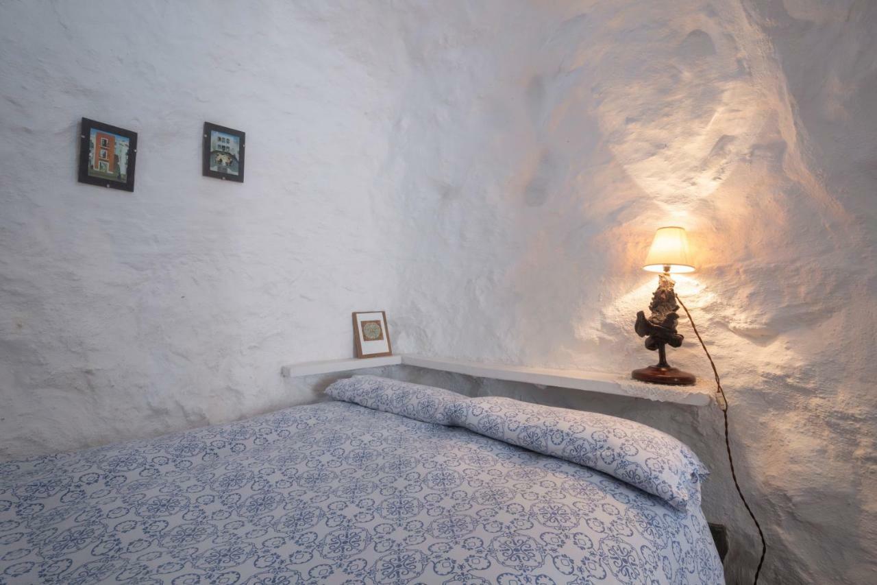 فيلا Casa Cueva Muntasal موناتْشيل المظهر الخارجي الصورة