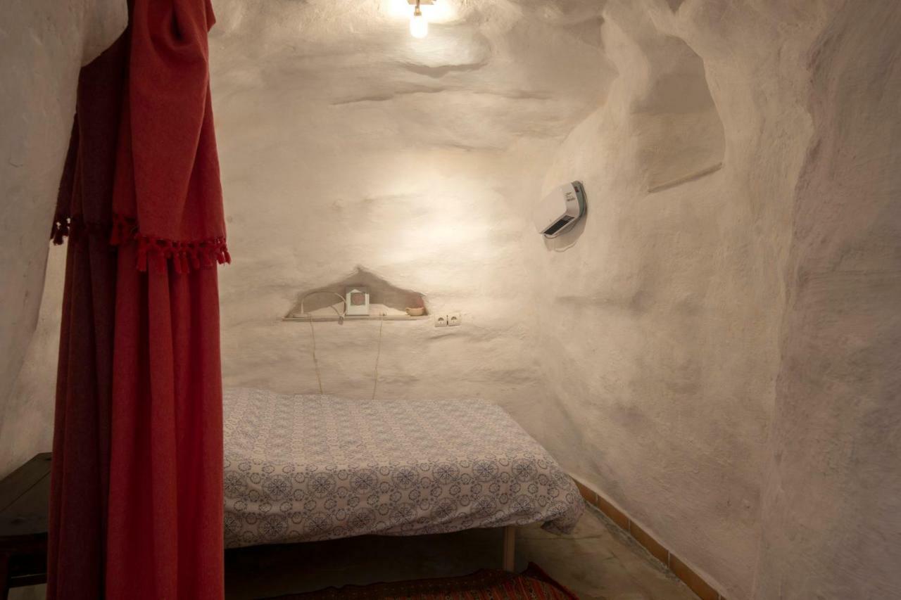 فيلا Casa Cueva Muntasal موناتْشيل المظهر الخارجي الصورة